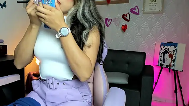 Alaia Love77 online show from 02-28-26, 10:11