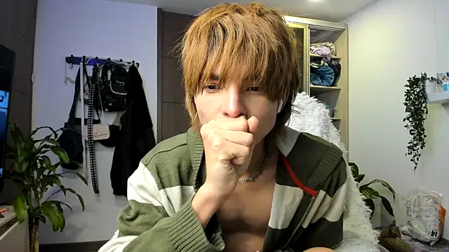 Snapshot of santy-kitty chatting on 03-13-25, 03:22 santy-kitty online show from 03-13-25, 03:22