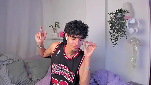 santy-kitty online show from 02-14-26, 01:46