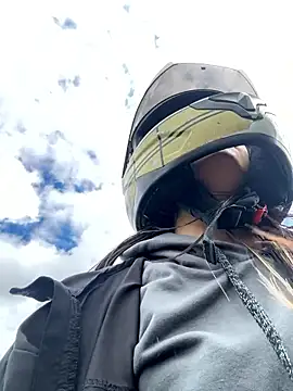 EemaHaruki online show from 10-02-25, 07:32