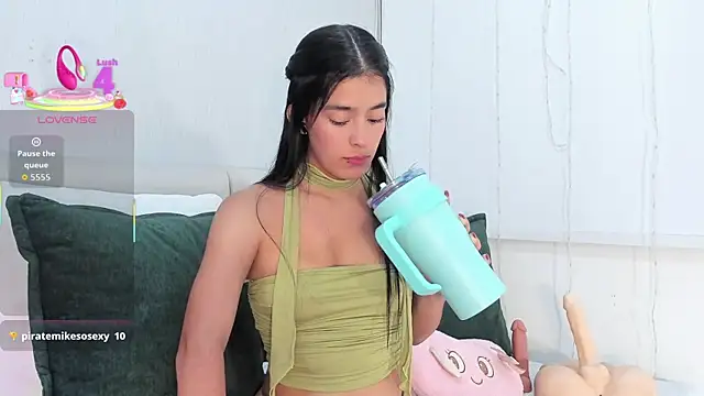 Isaa Queen online show from 10-02-25, 08:05