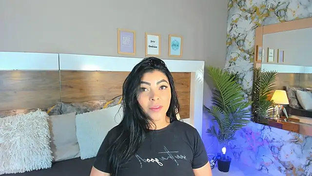 EmaBakker online show from 02-12-25, 11:51