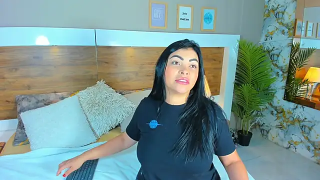 EmaBakker online show from 03-02-25, 12:32