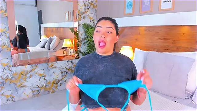 EmaBakker online show from 01-08-26, 11:23