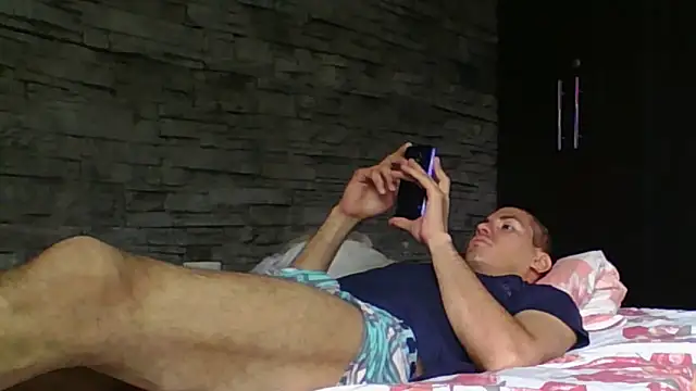 Snapshot of Sexylatin64 chatting on 05-02-26, 12:54 Sexylatin64 online show from 05-02-26, 12:54