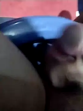 Snapshot of lm279 chatting on 01-11-25, 10:29 lm279 online show from 01-11-25, 10:29