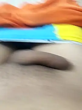 Snapshot of lm279 chatting on 11-05-25, 01:05 lm279 online show from 11-05-25, 01:05