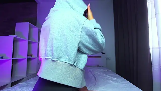 Snapshot of AddictedSabi chatting on 10-20-25, 12:38 AddictedSabi online show from 10-20-25, 12:38