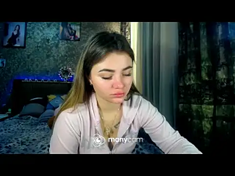 Snapshot of BonnyShy chatting on 02-27-25, 11:31 BonnyShy online show from 02-27-25, 11:31