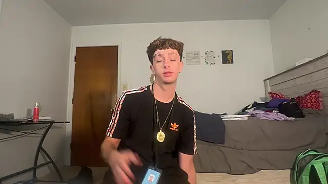 Snapshot of twentywithafelonyy chatting on 09-27-25, 04:34 twentywithafelonyy online show from 09-27-25, 04:34