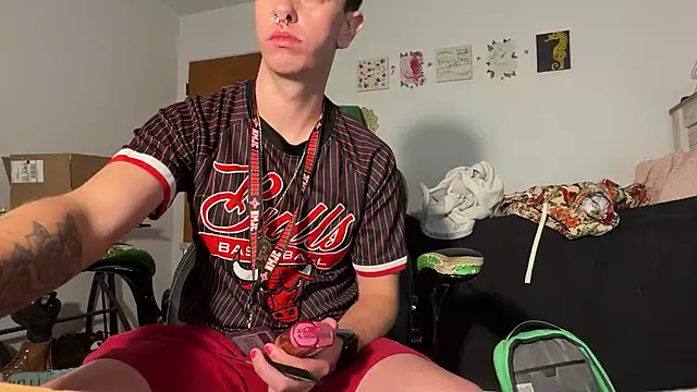 Snapshot of twentywithafelonyy chatting on 12-04-25, 08:12 twentywithafelonyy online show from 12-04-25, 08:12