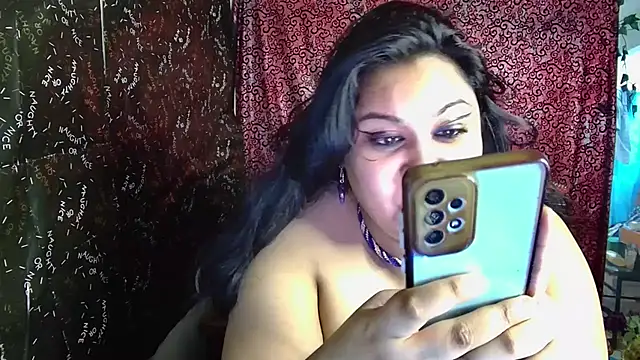Snapshot of GoddessLorenaTheeSiren chatting on 12-02-25, 07:20 GoddessLorenaTheeSiren online show from 12-02-25, 07:20