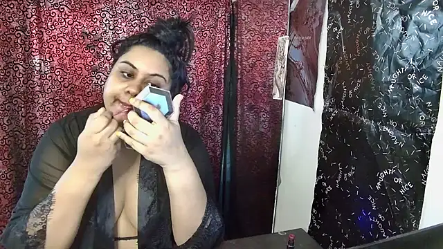 Snapshot of GoddessLorenaTheeSiren chatting on 01-07-26, 03:36 GoddessLorenaTheeSiren online show from 01-07-26, 03:36