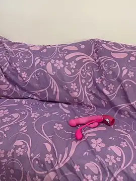 Snapshot of Layla-daloua chatting on 03-24-26, 04:45 Layla-daloua online show from 03-24-26, 04:45