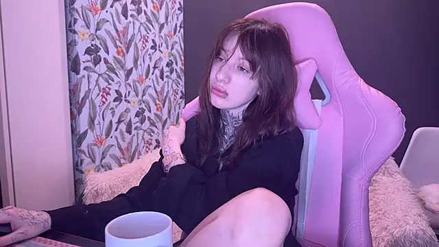 Snapshot of moundliicht1 chatting on 04-30-26, 08:57 moundliicht1 online show from 04-30-26, 08:57