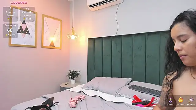 Dilan y Mia online show from 12-06-24, 05:11