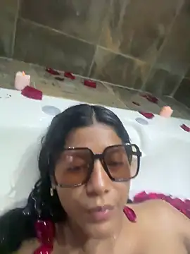 NiaBlanco online show from 02-11-26, 10:59