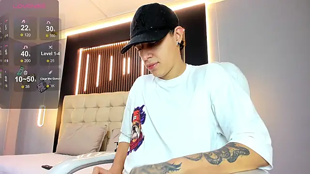 Lobo 17  online show from 04-17-26, 03:42