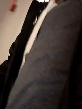 QcMisterv13 online show from 02-25-25, 05:52