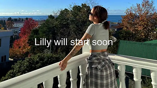 EsmaCrumbley online show from 01-21-25, 04:10