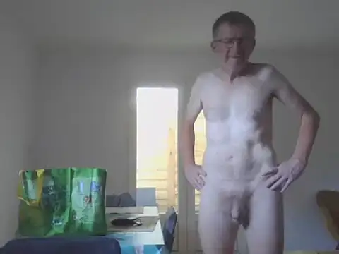 naturiste974 online show from 02-04-25, 08:46