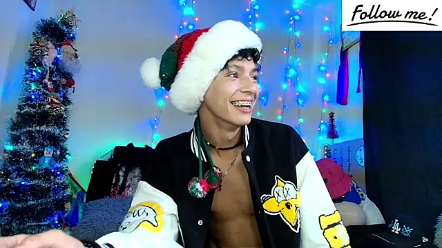 Snapshot of twink_sebas_ chatting on 12-25-24, 06:09 twink sebas online show from 12-25-24, 06:09