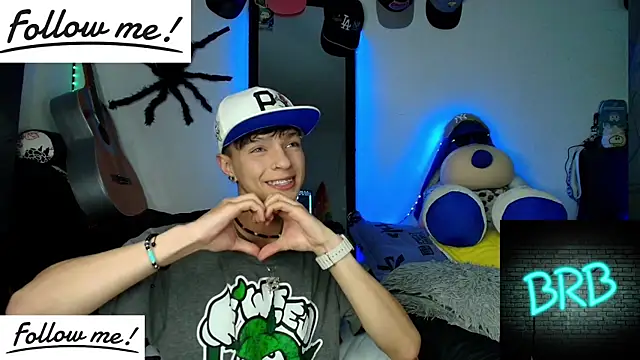 Snapshot of twink_sebas_ chatting on 12-27-24, 03:31 twink sebas online show from 12-27-24, 03:31