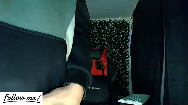 Snapshot of twink_sebas_ chatting on 01-21-25, 06:54 twink sebas online show from 01-21-25, 06:54