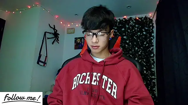 Snapshot of twink_sebas_ chatting on 01-22-25, 09:13 twink sebas online show from 01-22-25, 09:13