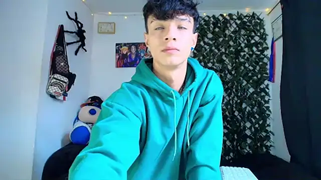 Snapshot of twink_sebas_ chatting on 02-08-25, 06:22 twink sebas online show from 02-08-25, 06:22