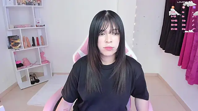 Snapshot of misshoneyxxx chatting on 01-26-25, 02:56 misshoneyxxx online show from 01-26-25, 02:56