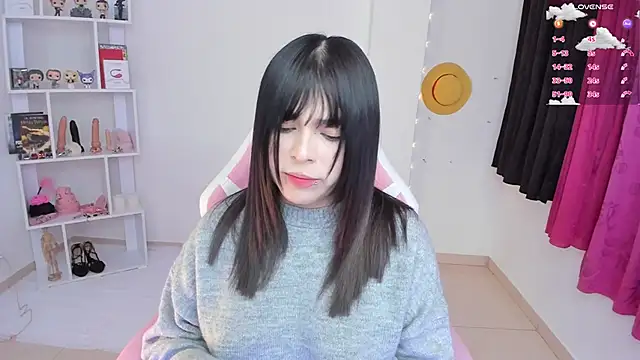 Snapshot of misshoneyxxx chatting on 02-06-25, 02:44 misshoneyxxx online show from 02-06-25, 02:44