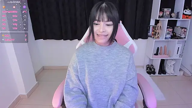 Snapshot of misshoneyxxx chatting on 03-04-25, 04:49 misshoneyxxx online show from 03-04-25, 04:49