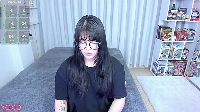 misshoneyxxx online show from 02-10-26, 02:37