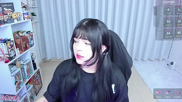Snapshot of misshoneyxxx chatting on 05-12-26, 03:03 misshoneyxxx online show from 05-12-26, 03:03