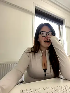 Snapshot of Miss_Stassi chatting on 12-09-24, 09:06 Miss Stassi online show from 12-09-24, 09:06