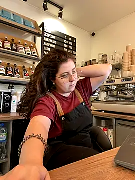 cinnabon  online show from 10-01-25, 01:50