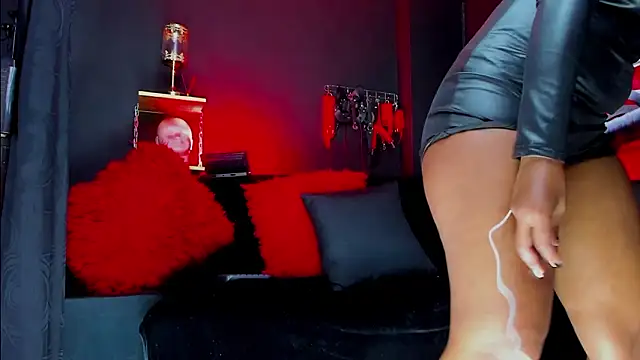 Coralinstone online show from 01-16-26, 07:51