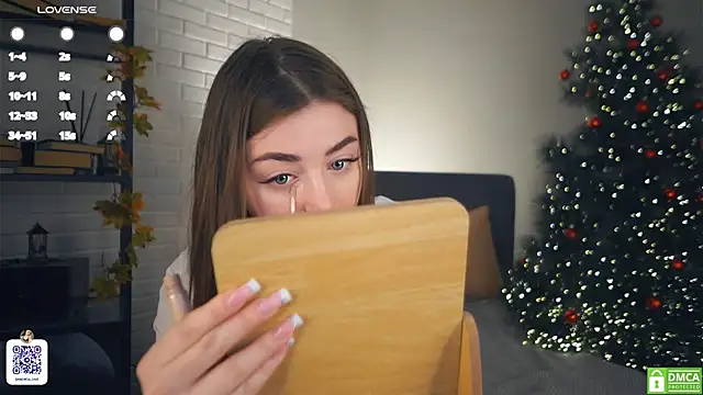 Snapshot of LindaFarmer chatting on 01-13-25, 04:07 LindaFarmer online show from 01-13-25, 04:07