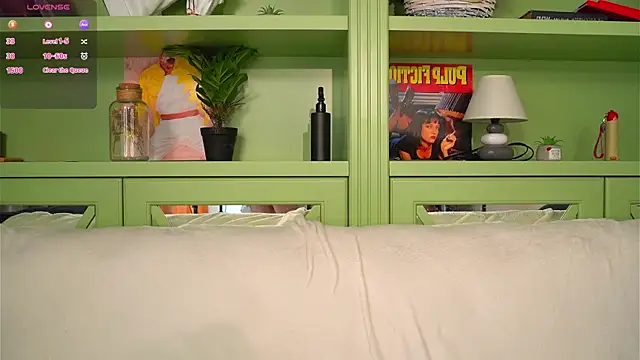 LindaFarmer online show from 03-29-26, 04:23