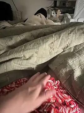 Snapshot of INboy95 chatting on 12-20-25, 04:19 INboy95 online show from 12-20-25, 04:19