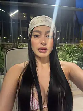 Snapshot of rubyhill_2711 chatting on 07-18-26, 11:41 rubyhill 2711 online show from 07-18-26, 11:41