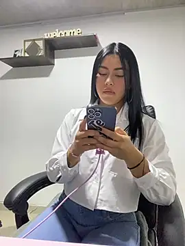 emily 22x online show from 03-18-25, 12:16