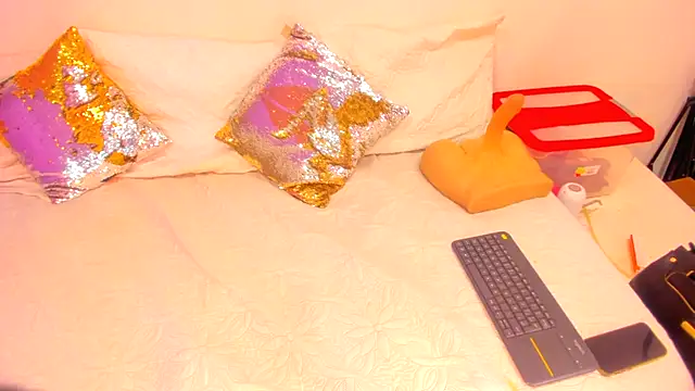 Snapshot of cookplleaser chatting on 12-10-24, 12:38 cookplleaser online show from 12-10-24, 12:38