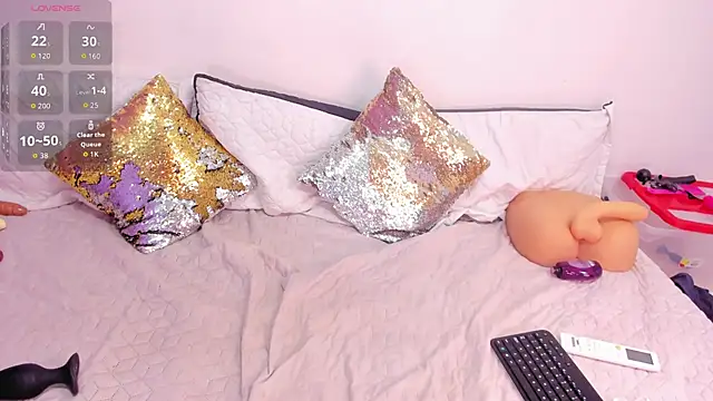 Snapshot of cookplleaser chatting on 10-20-25, 11:32 cookplleaser online show from 10-20-25, 11:32