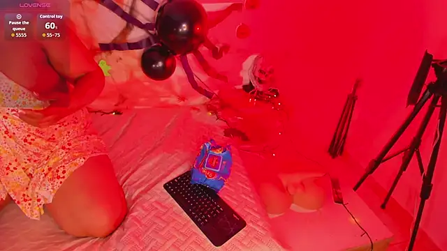 Snapshot of cookplleaser chatting on 11-01-25, 12:07 cookplleaser online show from 11-01-25, 12:07