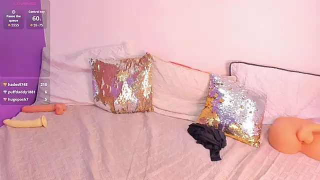 Snapshot of cookplleaser chatting on 11-06-25, 11:33 cookplleaser online show from 11-06-25, 11:33