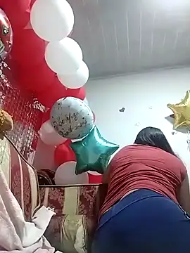 Snapshot of naughty-sharlot chatting on 01-06-25, 10:58 naughty-sharlot online show from 01-06-25, 10:58