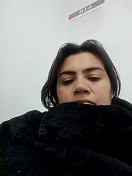 Snapshot of naughty-sharlot chatting on 01-15-25, 03:54 naughty-sharlot online show from 01-15-25, 03:54