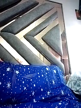 Snapshot of naughty-sharlot chatting on 10-26-25, 11:05 naughty-sharlot online show from 10-26-25, 11:05